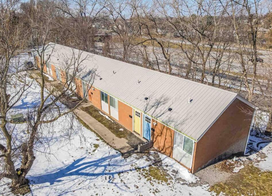 Studio W/ King Bed Near Dwtn Rochester Exterior photo
